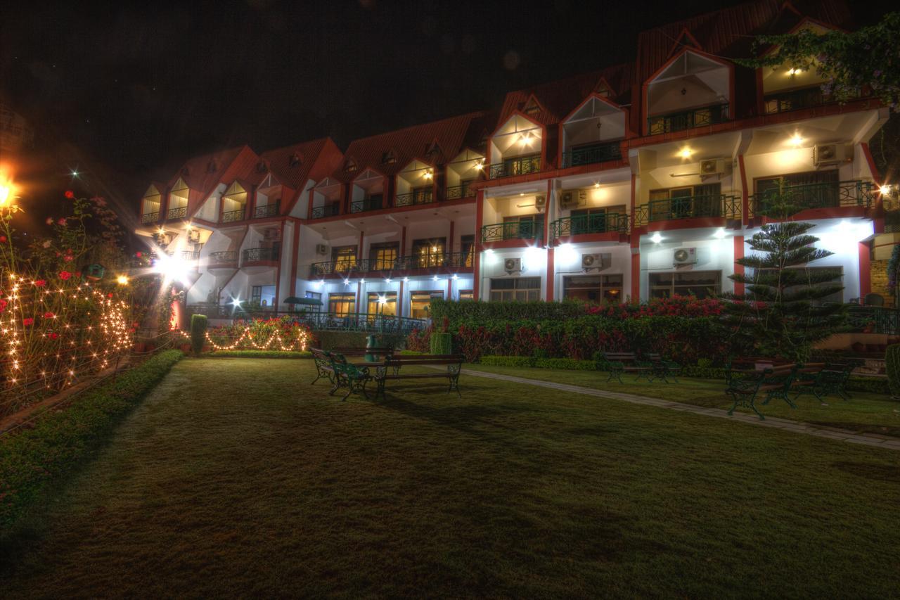 Kasauli Resort By Piccadily Exterior photo